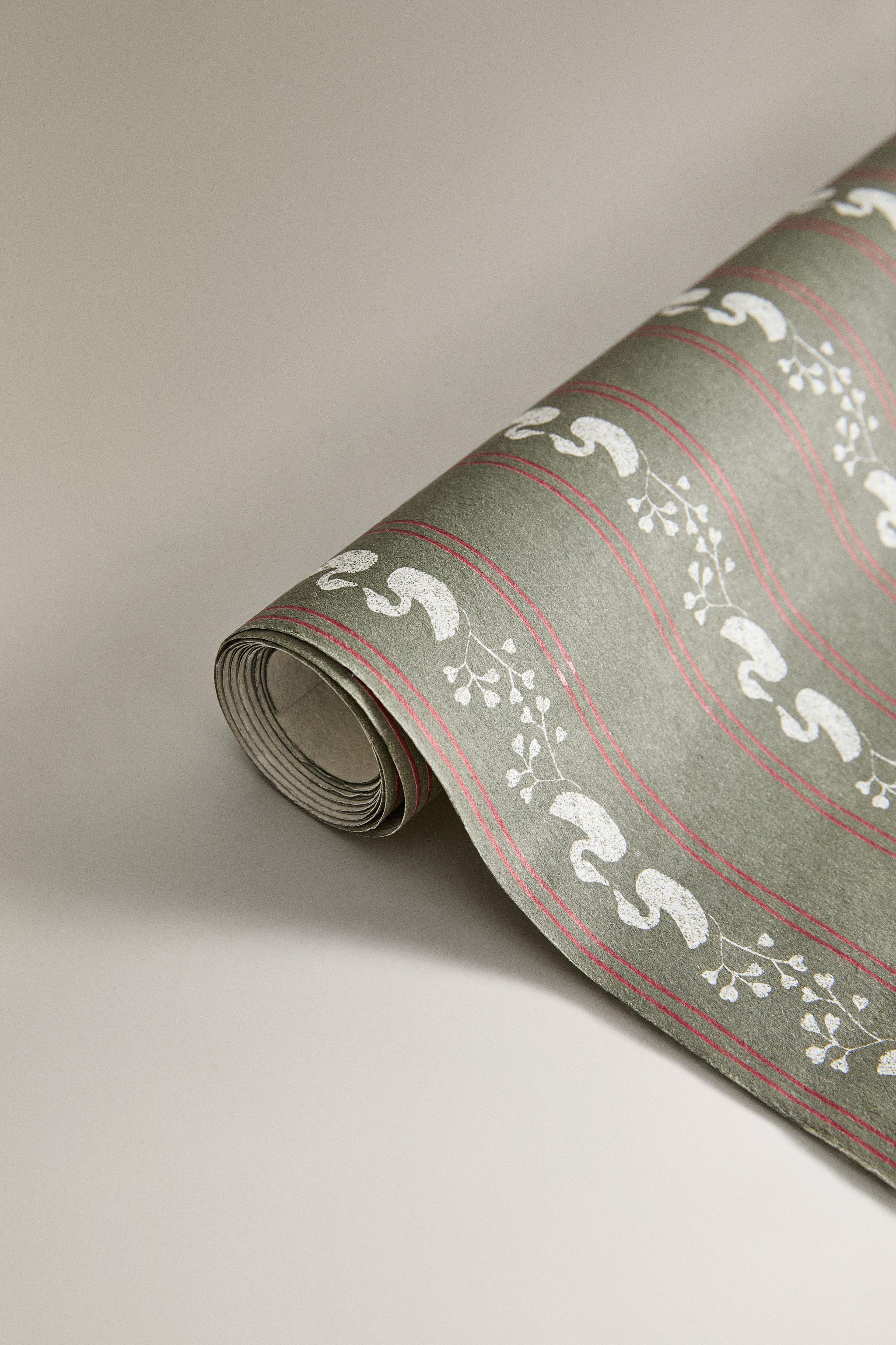 CHRISTMAS DUCKLING WRAPPING PAPER